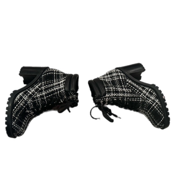 JLO Jennifer Lopez Rigly Platform Boot, Women's Size 9M, Black/White Tweed - Picture 4 of 10